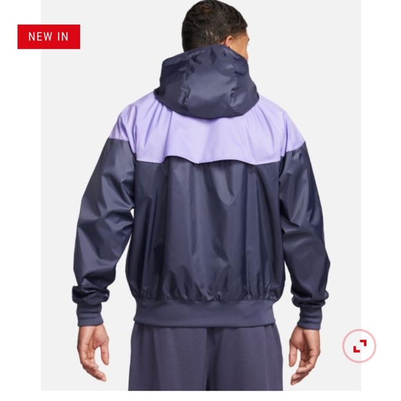 Liverpool FC New 2023/24 Nike Windbreaker/Hooded Jacket - Picture 2 of 3